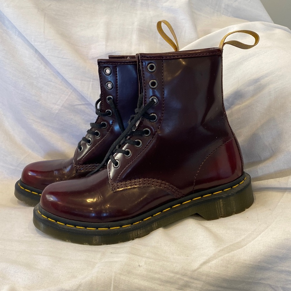 Doc Martens vegan leather boots - cherry red